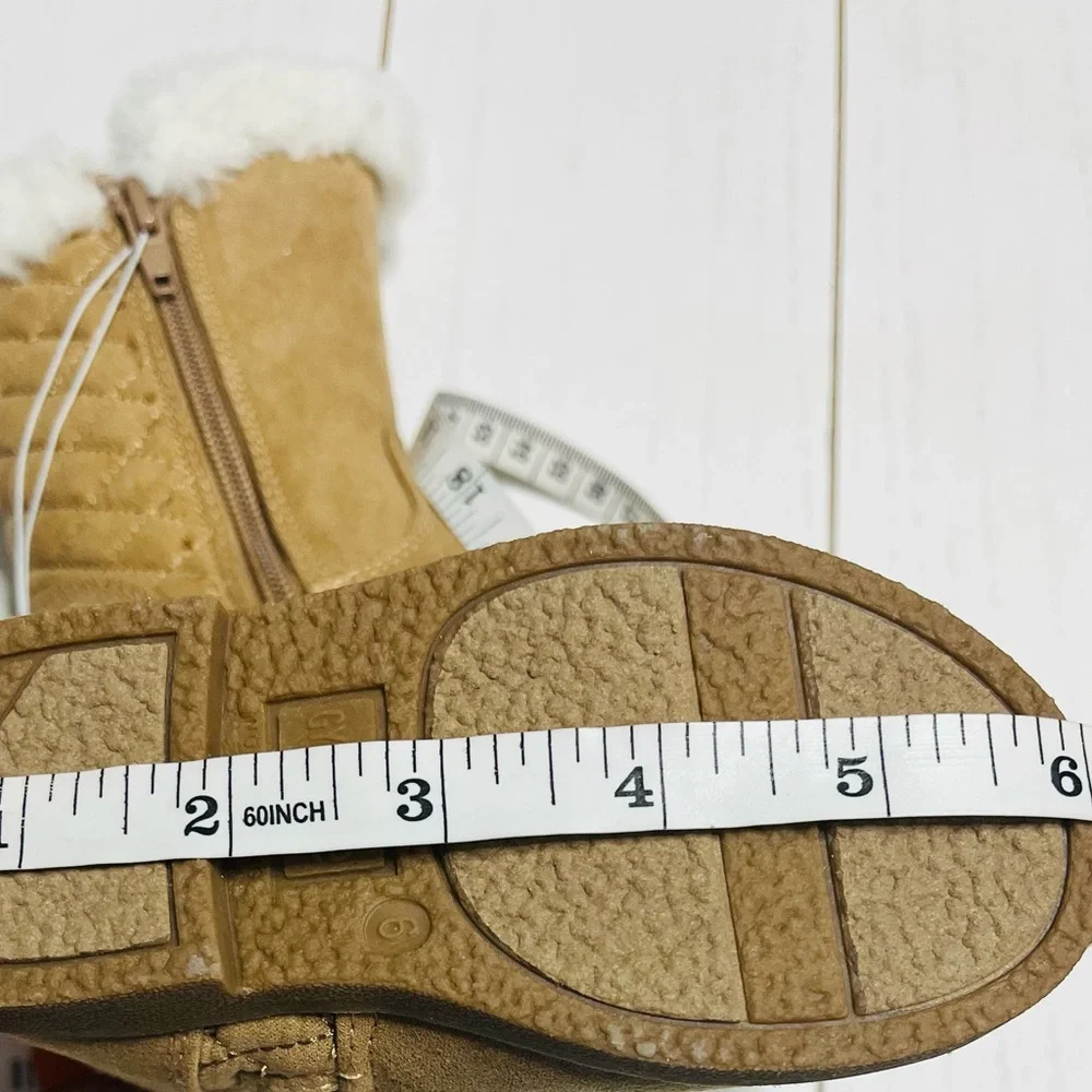 Gymboree Girls Tan Quilted Suede Boots with Faux Fur Sz 6 Toddler